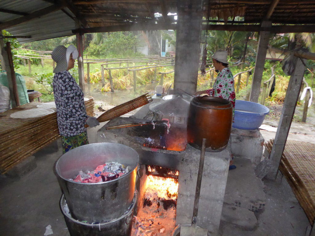 Making rice noodles